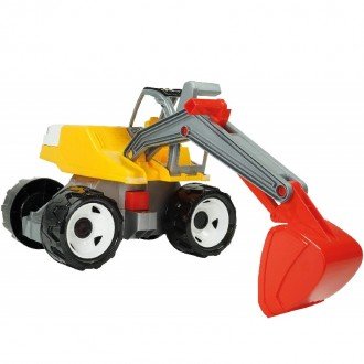 Lena 02062 - Strong giant digger