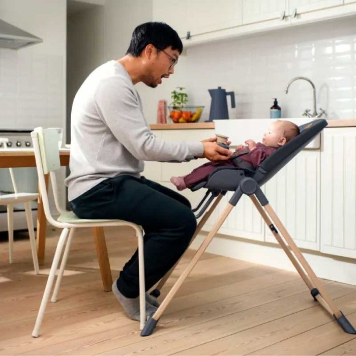 صندلی غذا مکسی کوزی مدل Maxi cosi AVA High Chair رنگ زغالی کد 2040043110