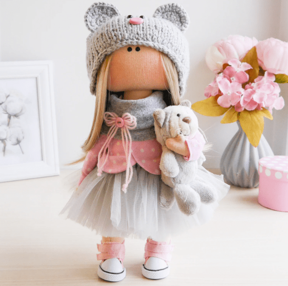 معرفی عروسک روسی