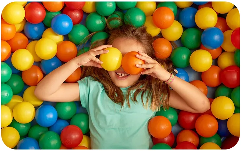 Children's ball pool