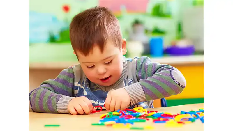 اسباب بازی برای کودکان معلول