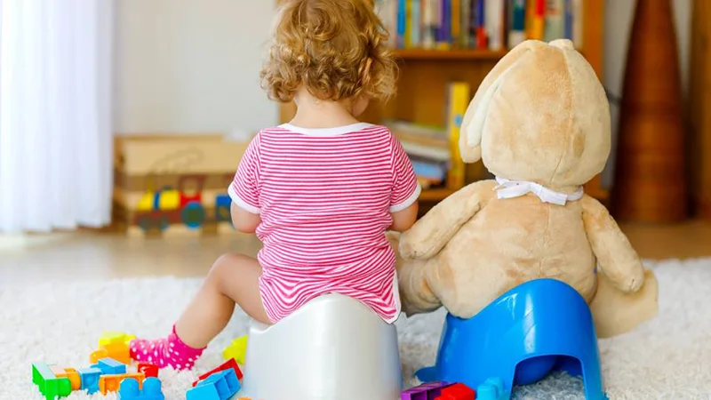 گرفتن از پوشک: آموزش استفاده از توالت به پسرها