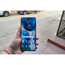 گوشی موبایل موتورولا مدل  Moto G52 دو سیم کارت ظرفیت 128 گیگابایت و رم 6 گیگابایت