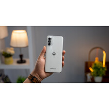 گوشی موبایل موتورولا مدل  Moto G52 دو سیم کارت ظرفیت 128 گیگابایت و رم 6 گیگابایت