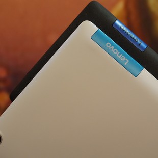 lenovo_tab3_7_and_8_-_rear