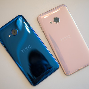 htc-u-play-blue-pick-2