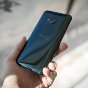 htc-u-play-first-look-aa-10-of-11-840&#215;560