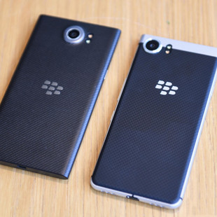 blackberry-key-one-12