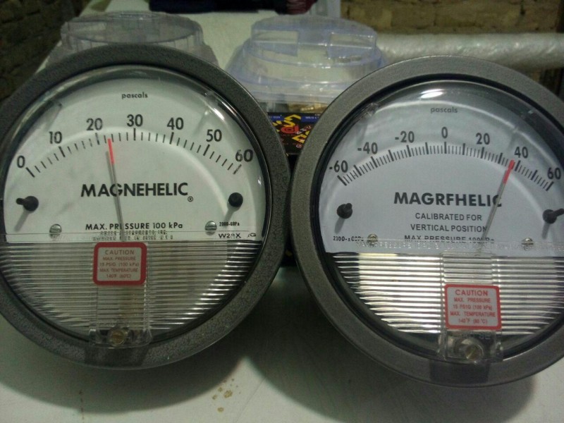 فشار مثبت در اتاق تمیز