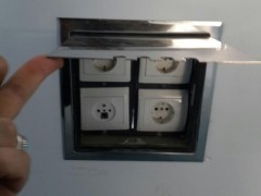 باکس استیل مخصوص کلید و پریز