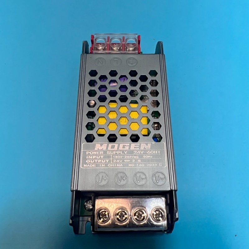 اسلیم 24 ولت2.5 آمپر 60 وات