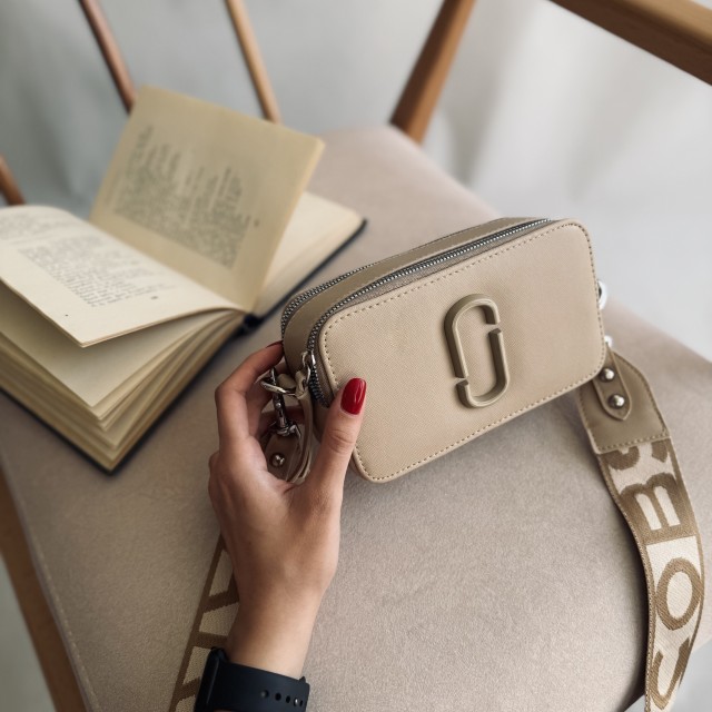 کیف مارک جیکوبز F58