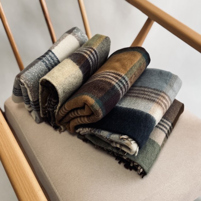 بیگ اسکارف کد F82