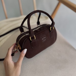 کیف ajo کد F62