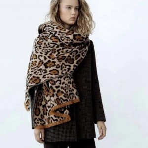 شال Roberto Cavalli کد C27