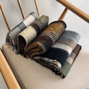 بیگ اسکارف کد F82