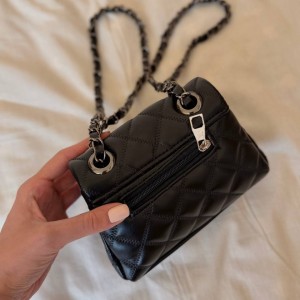 کیف شنل کد N04