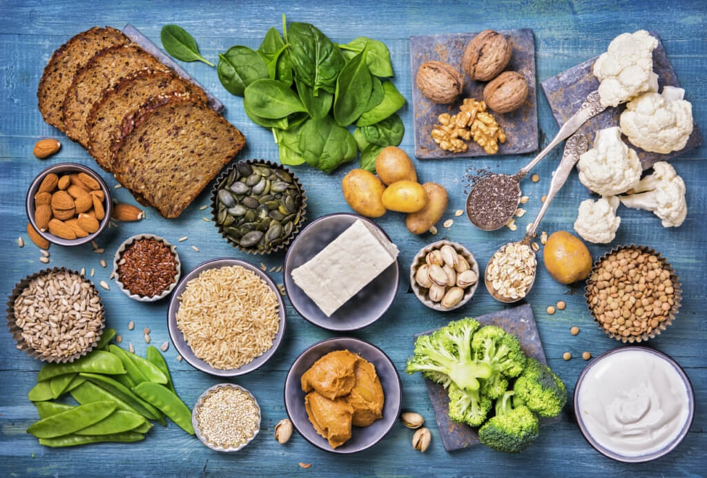 با این خوراکی ها سیر می شوید اما چاق نمی شوید!