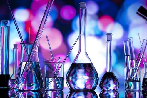 دسته بندی شیشه آلات آزمایشگاهی بر اساس جنس