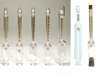 بوتیرومتر آزمایشگاهی