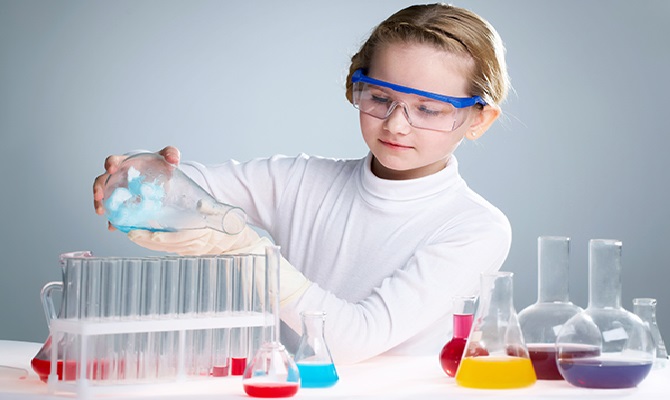 مواد شیمیایی چیست؟