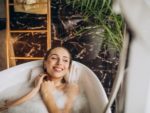 برای مراقبت از پوست در حمام چه کنیم؟