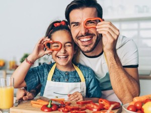 ۷ ماده‌ی غذایی که برای سلامت چشم معجزه می‌کنند