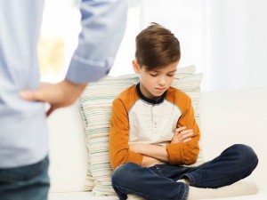 چگونه احترام گذاشتن را از کودکی به فرزندمان بیاموزیم؟