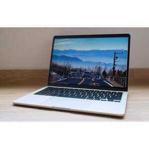 لپ تاپ 13.6 اینچی اپل مدل MacBook Air MC8H4 2024 LLA-M3-16GB RAM-256GB SSD