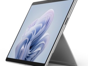 تبلت 13 اینچی مایکروسافت مدل Surface Pro 10-Core Ultra 7 165U ظرفیت 512 گیگابایت و رم 32 گیگابایت