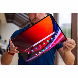 تبلت سامسونگ مدل Galaxy Tab S9 Ultra ظرفیت 256 گیگابایت و رم 12 گیگابایت به همراه شارژر 45 وات سامسونگ