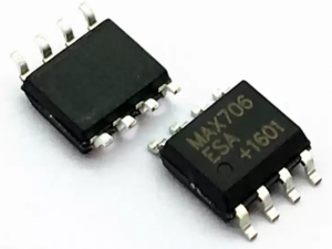 MAX706ESA
