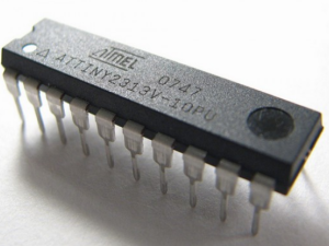 ATTINY2313V-10PU