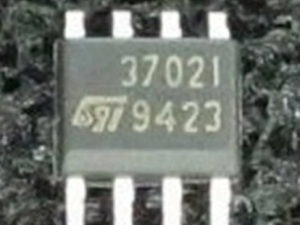TS3702IDT