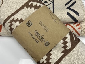 چگونه با یک شال مبل کتان تغییر دکوراسیون دهیم