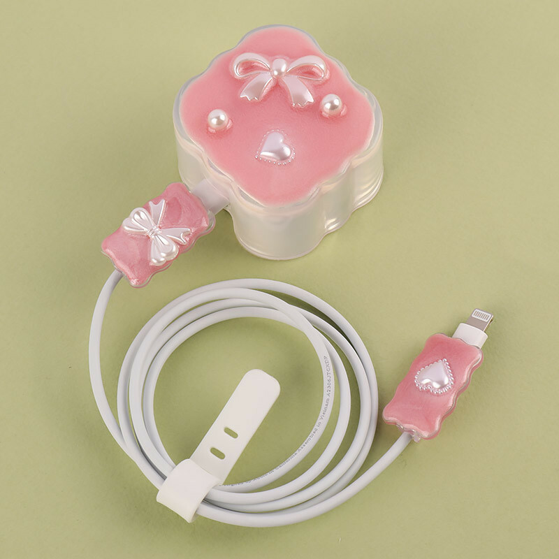 ست محافظ کابل و کلگی شارژر آیفون طرح پاپیون مروارید دار