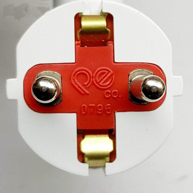 دوشاخه برق ارت دار پارت الکتریک PE5518