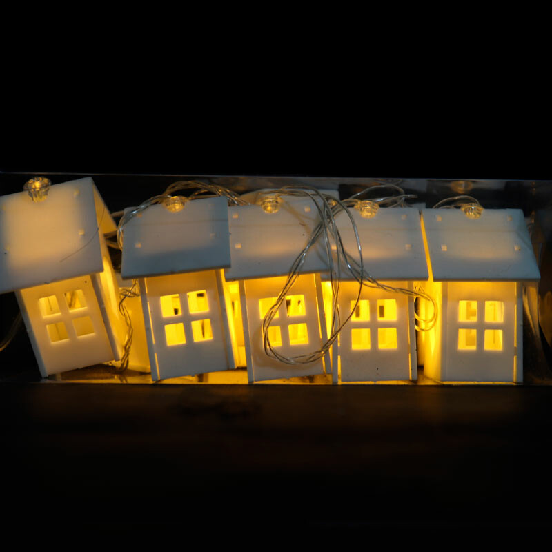 ریسه طرح کلبه قلب دار آفتابی 2٫5 متری
