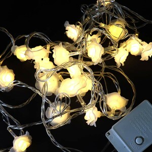 ریسه طرح گل رز 28 لامپ آفتابی طول 4 متر