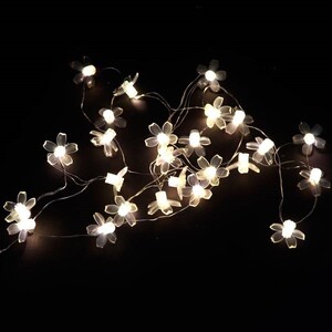 ریسه مفتولی طرح گل شکوفه آفتابی طول 2 متر