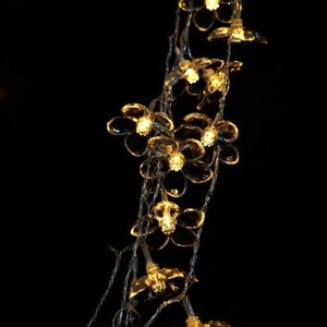 ریسه طرح گل PVC بزرگ آفتابی طول 5.5 متر