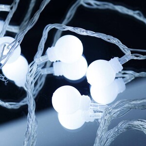 ریسه طرح مروارید 50 لامپ مهتابی طول 4٫5 متر