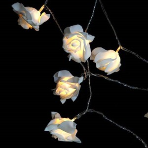 ریسه طرح گل سفید فومی آفتابی طول 4 متر