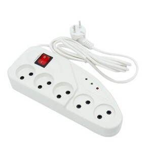 محافظ برق صوتی تصویری 5 خانه تکسان 110 با کابل 3 متری