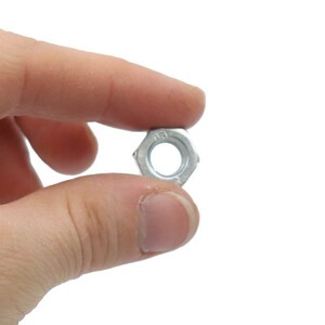 مهره شش گوش سایز 8 میلی متر