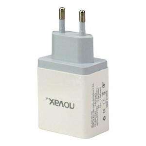 شارژر دیواری فست شارژ Novax Ch-102 3Port QC3 2.4A PD + کابل Type-C