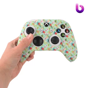 روکش دسته بازی Xbox X/S طرح گل زمینه سبز