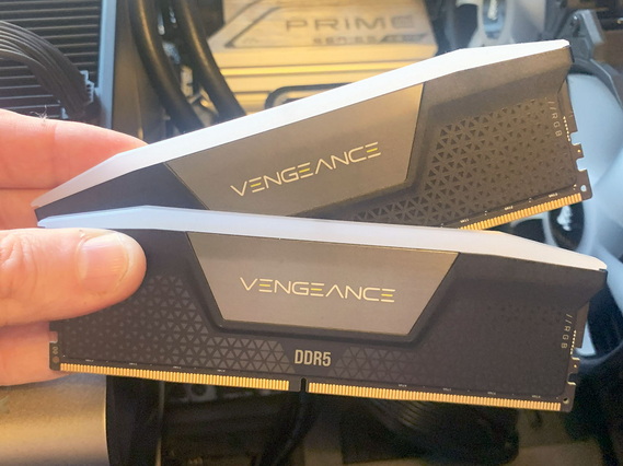 RAM DDR4 یا DDR5؛ تفاوت چیست و آیا وقت ارتقا به DDR5 رسیده؟