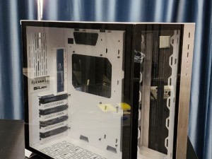 قاب کیس استوک  Lian Li O11 DYNAMIC White