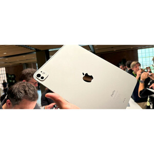 تبلت 11 اینچ اپل مدل iPad Pro 2024 M4 Wi-Fi ظرفیت 256 گیگابایت و رم 8 گیگابایت